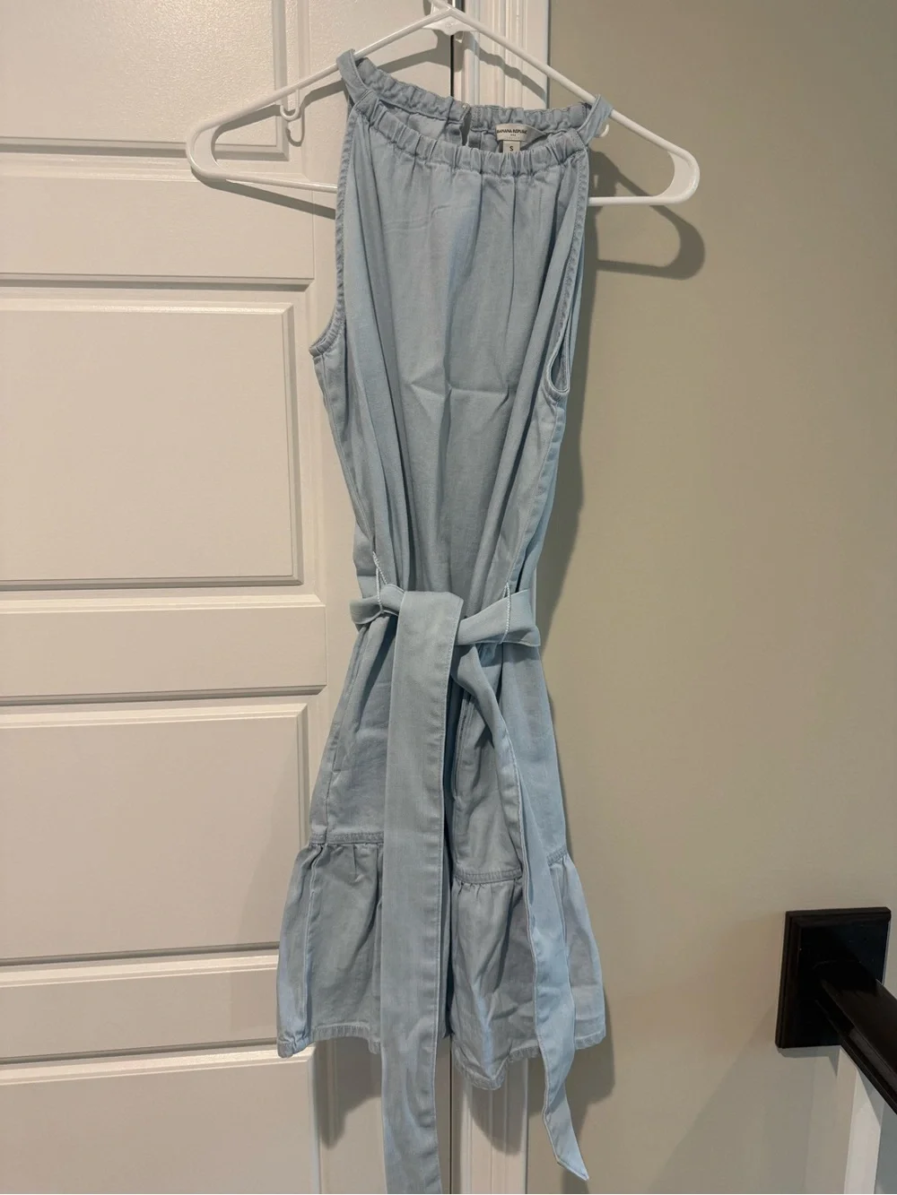 Banana Republic Factory Chambray Tie-Waist Dress